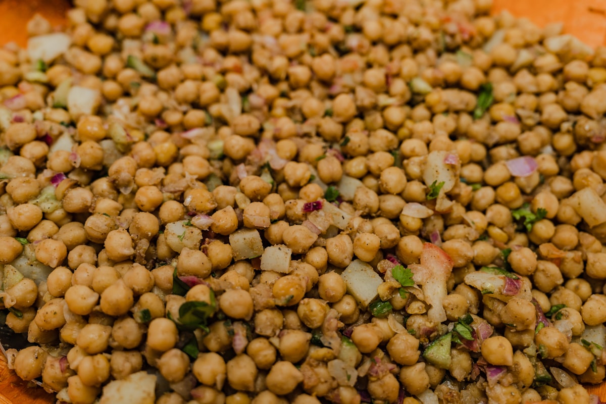 Gratin anti-gaspi aux fanes de légumes et riz complet